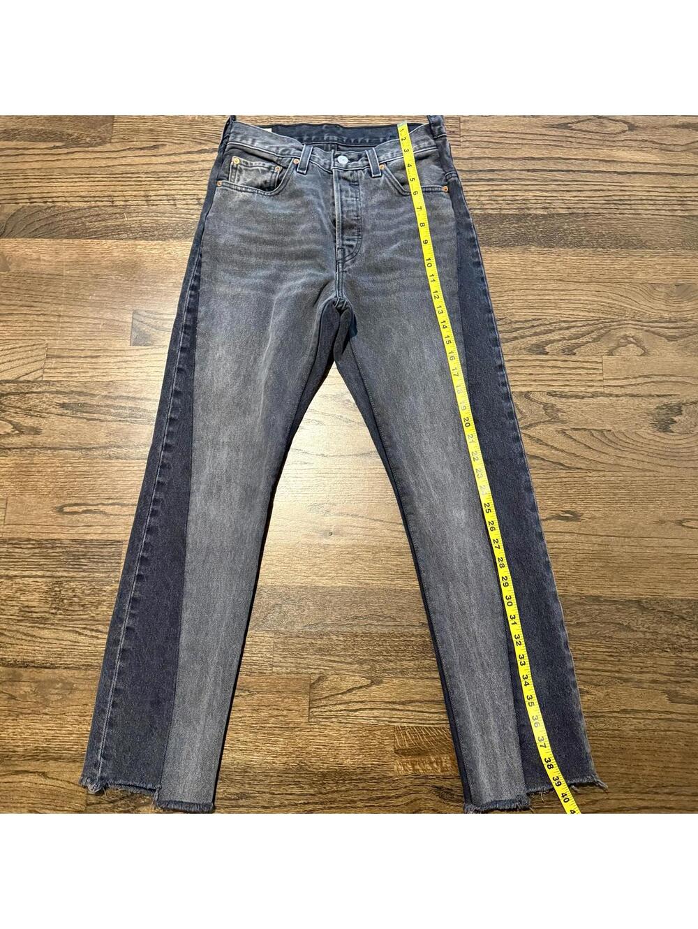 NWOT Levi's Premium 501 Women's Spliced Black & Grey Jeans Size 27W 30L - Picture 5 of 6